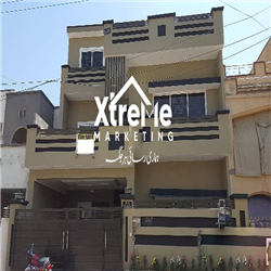 10 Marla Luxurious House For S...